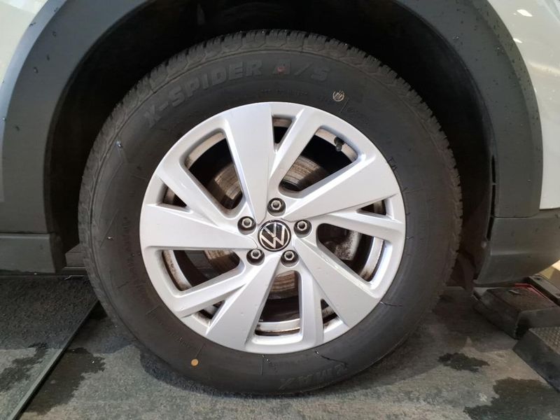 Volkswagen Taigo 1.0 TSI Life — zdjęcie 24