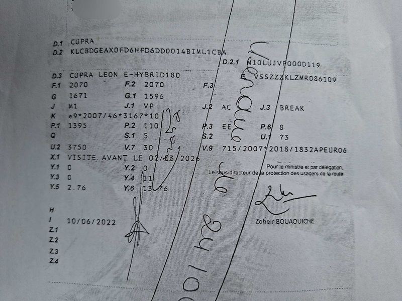 Cupra Leon 1.4 e-HYBRID — zdjęcie 15