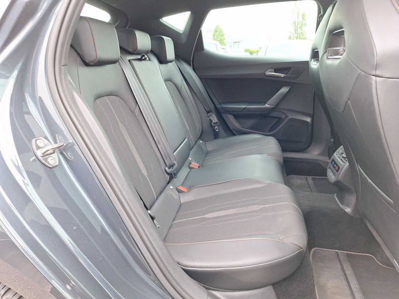 Cupra Leon 1.4 e-HYBRID — zdjęcie 14