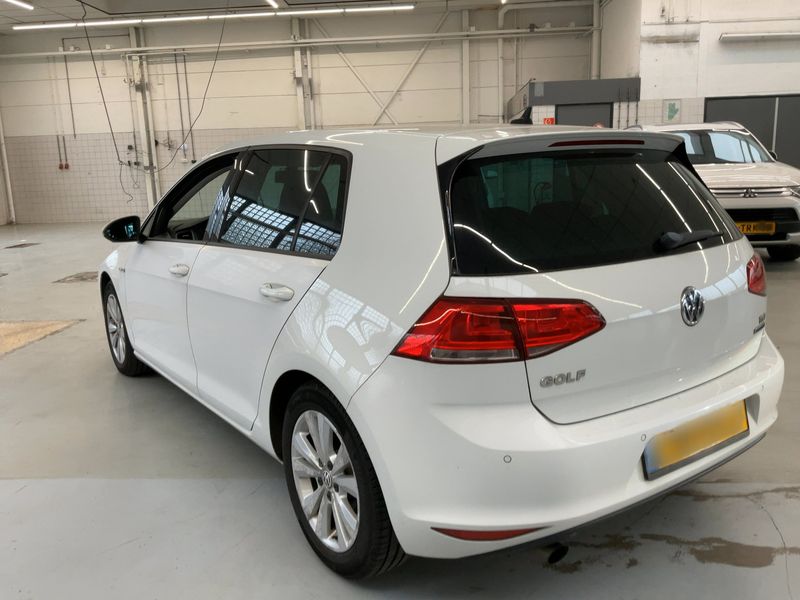 Volkswagen Golf VII 1.0 TSI Comfortline BlueMotion Tech 2015 – снимка 6