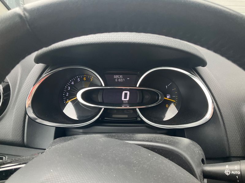 Renault Clio 0.9 Energy Luxe — zdjęcie 13