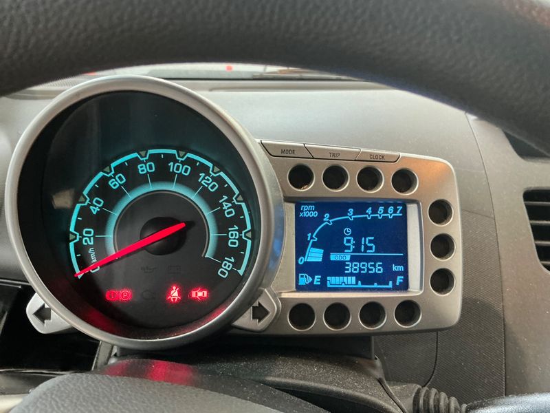 Chevrolet Spark 1.2 LS + 2010 – снимка 4