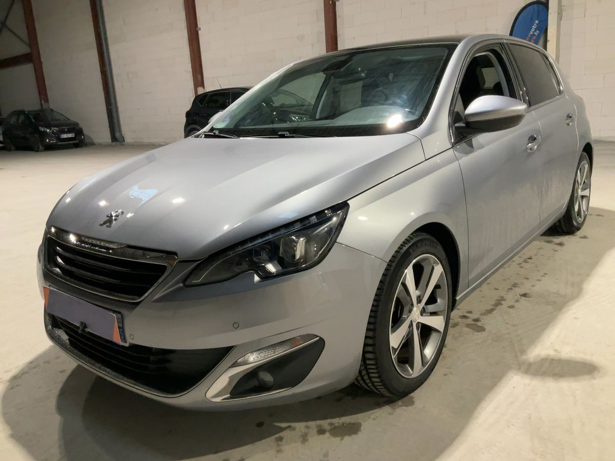 Peugeot 308 1.2 e-THP Feline