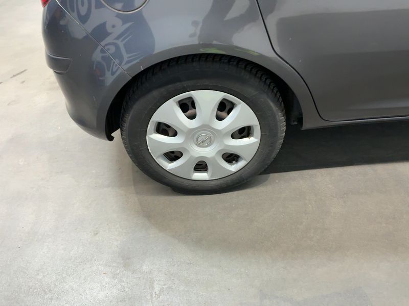 Opel Corsa 1.2 Edition 2012 – снимка 9