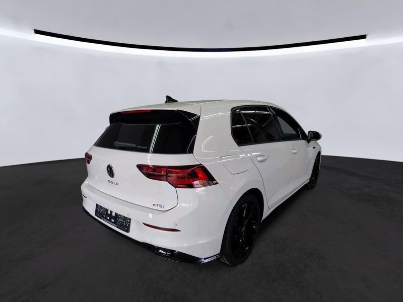 Volkswagen Golf VIII 1.5 eTSI ACT R-Line — zdjęcie 15