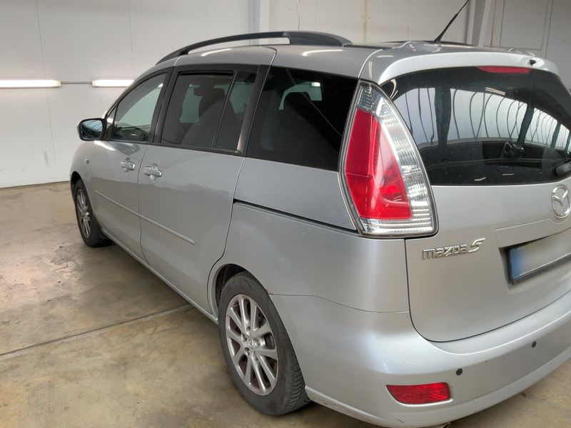 Mazda 5 1.8 Exclusive — zdjęcie 3
