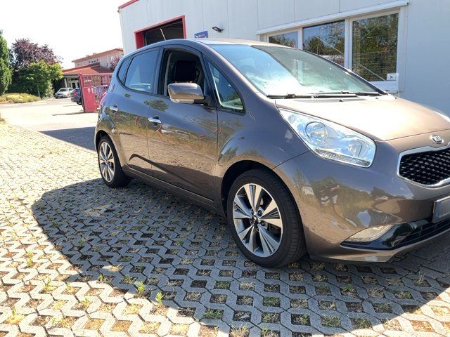 Kia Venga 1.6 CRDi Spirit — zdjęcie 8