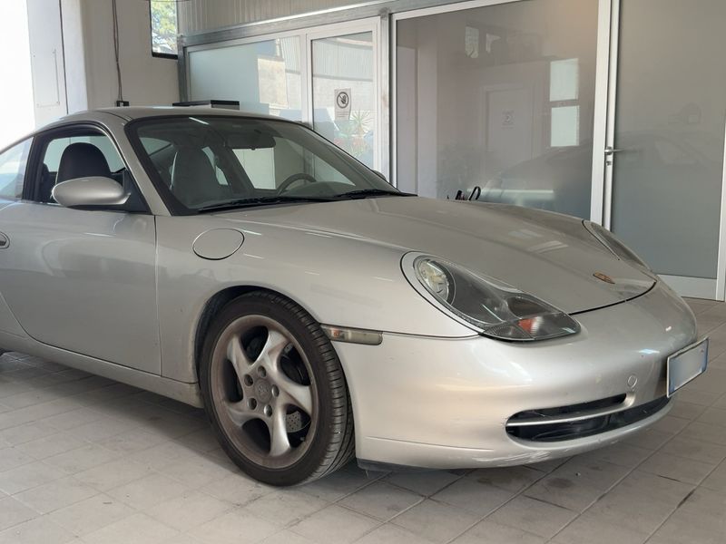 Porsche 911 996 Carrera — zdjęcie 8