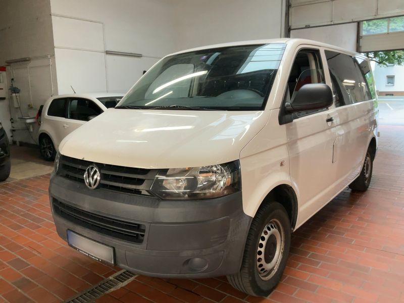 Volkswagen T5 Caravelle 2.0 TDI Trendline