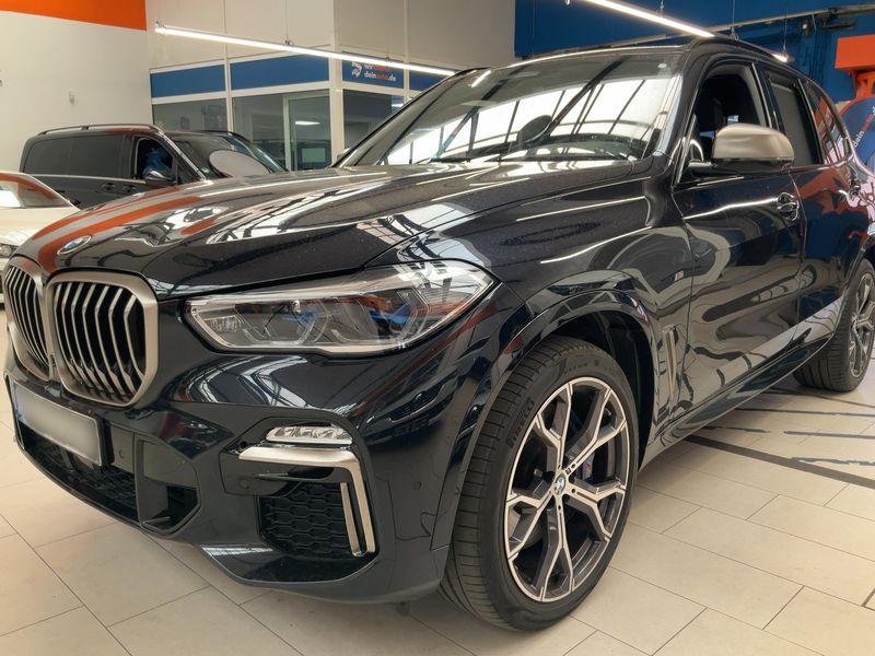 BMW X5 M50d — zdjęcie 2
