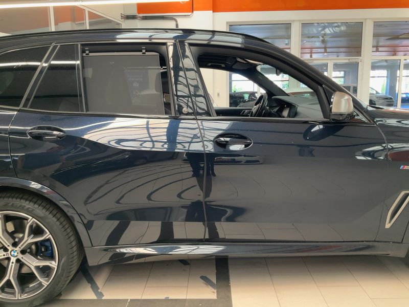 BMW X5 M50d — zdjęcie 7