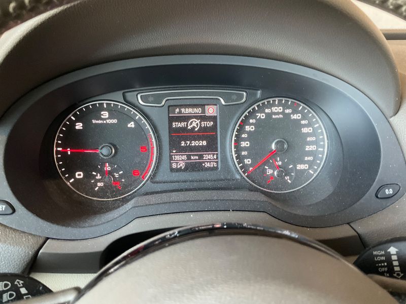 Audi Q3 2.0 TDI quattro 2014 – снимка 18