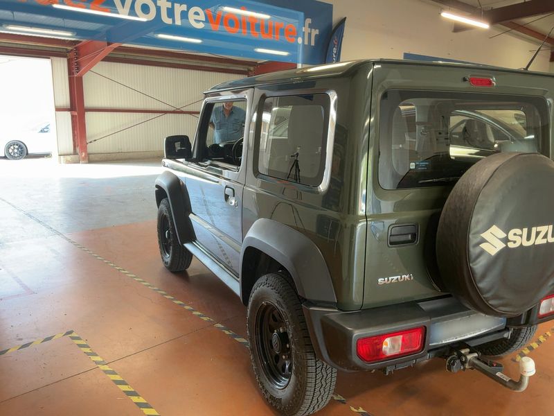 Suzuki Jimny 1.5 Comfort Allgrip NFZ — zdjęcie 3