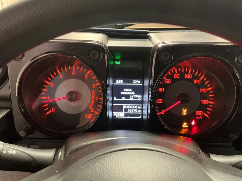 Suzuki Jimny 1.5 Comfort Allgrip NFZ — zdjęcie 13