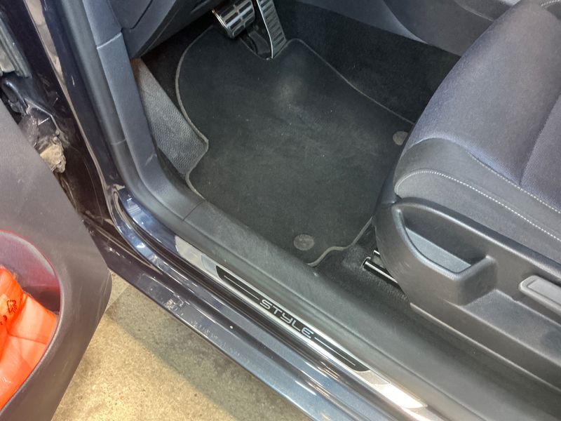 Volkswagen Golf VI Plus 1.4 TSI Style 2011 – снимка 24
