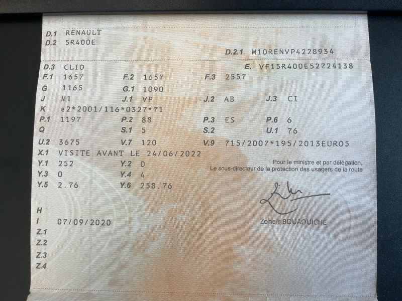 Renault Clio 1.2 TCe Initiale Paris — zdjęcie 15