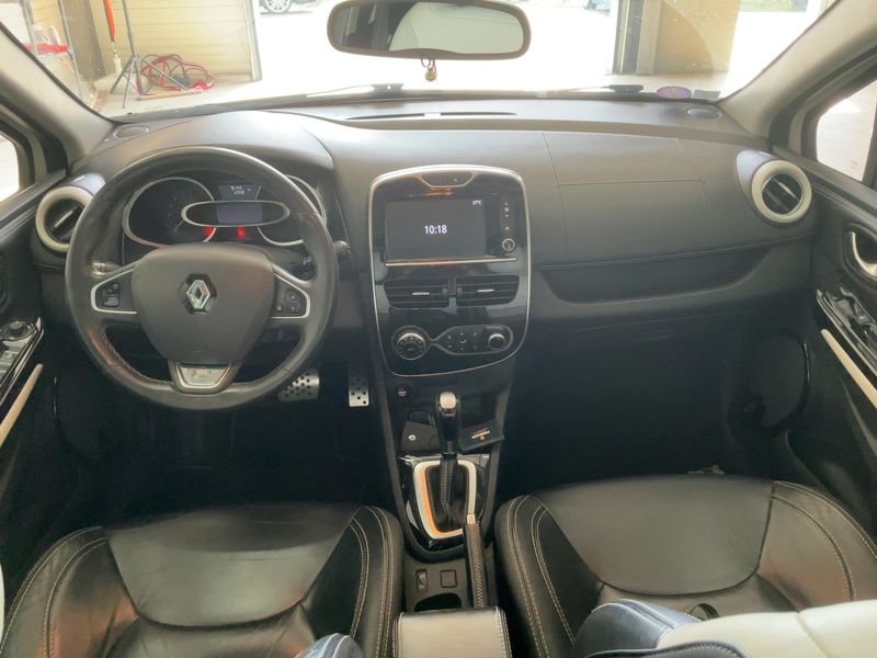 Renault Clio 1.2 TCe Initiale Paris — zdjęcie 12