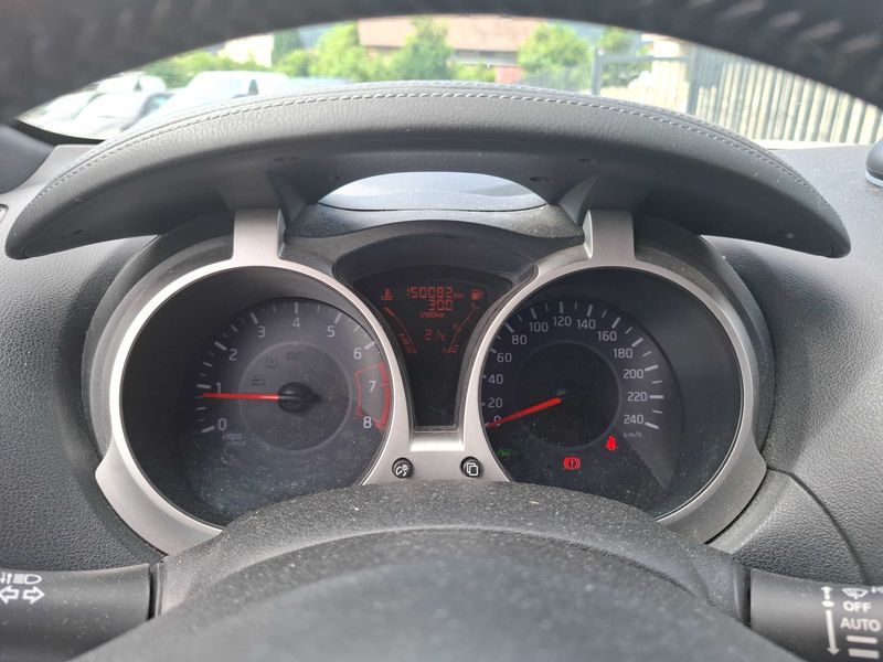Nissan Juke 1.2 Acenta — zdjęcie 12