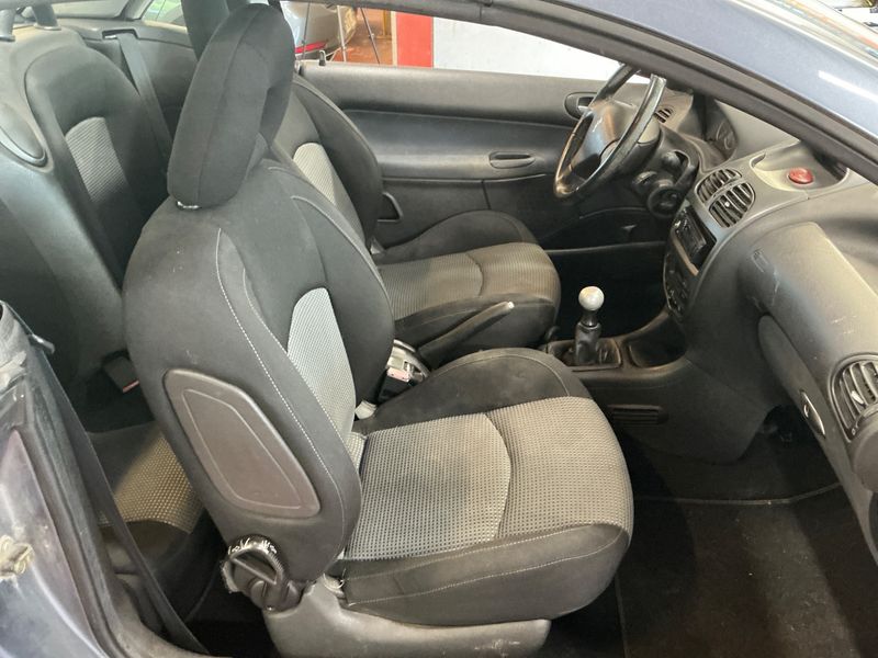 Peugeot 206 1.6 HDi CC Sport Pack — zdjęcie 3