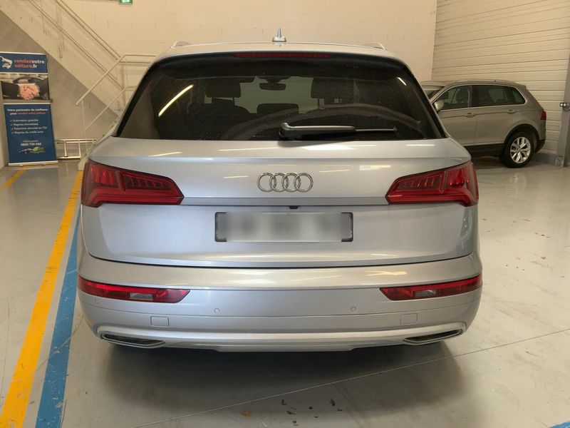 Audi Q5 2.0 TDI quattro Design Luxe — zdjęcie 5