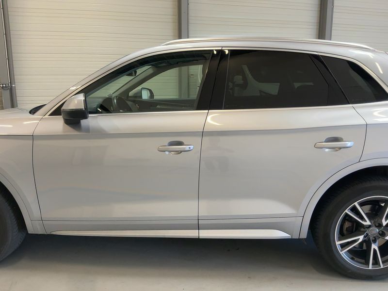 Audi Q5 2.0 TDI quattro Design Luxe — zdjęcie 4