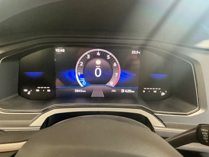 Volkswagen Taigo 1.0 TSI — zdjęcie 13