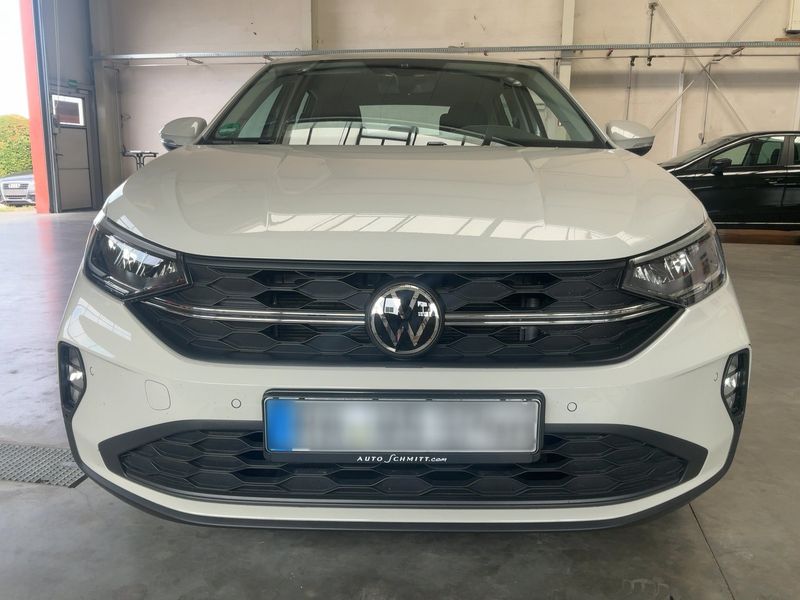 Volkswagen Taigo 1.0 TSI — zdjęcie 9