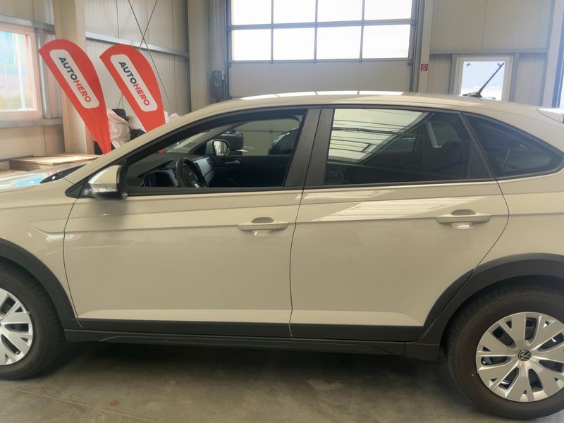 Volkswagen Taigo 1.0 TSI — zdjęcie 4