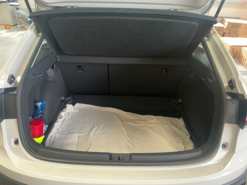 Volkswagen Taigo 1.0 TSI — zdjęcie 10