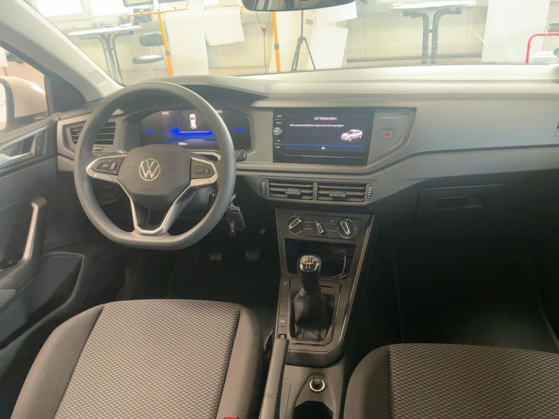 Volkswagen Taigo 1.0 TSI — zdjęcie 12