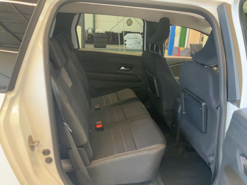 Dacia Jogger 1.0 TCe LPG Extreme+ — zdjęcie 14