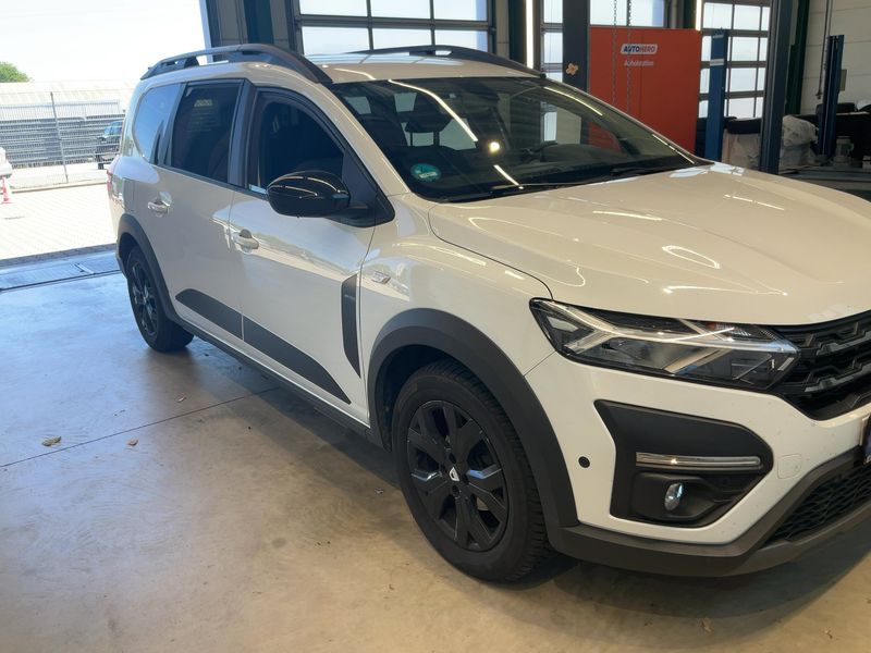 Dacia Jogger 1.0 TCe LPG Extreme+ — zdjęcie 8