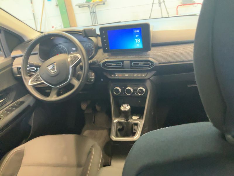 Dacia Jogger 1.0 TCe LPG Extreme+ — zdjęcie 12