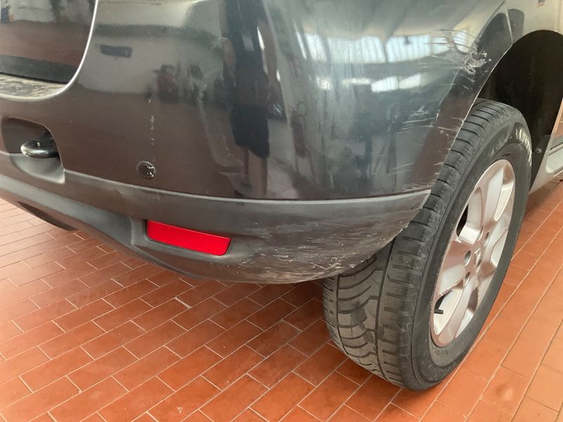 Dacia Duster 1.5 dCi Laureate 4x2 2014 – снимка 30