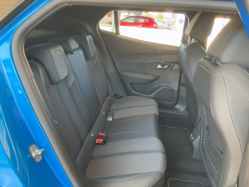 Peugeot 2008 1.2 PureTech GT 2022 – снимка 19