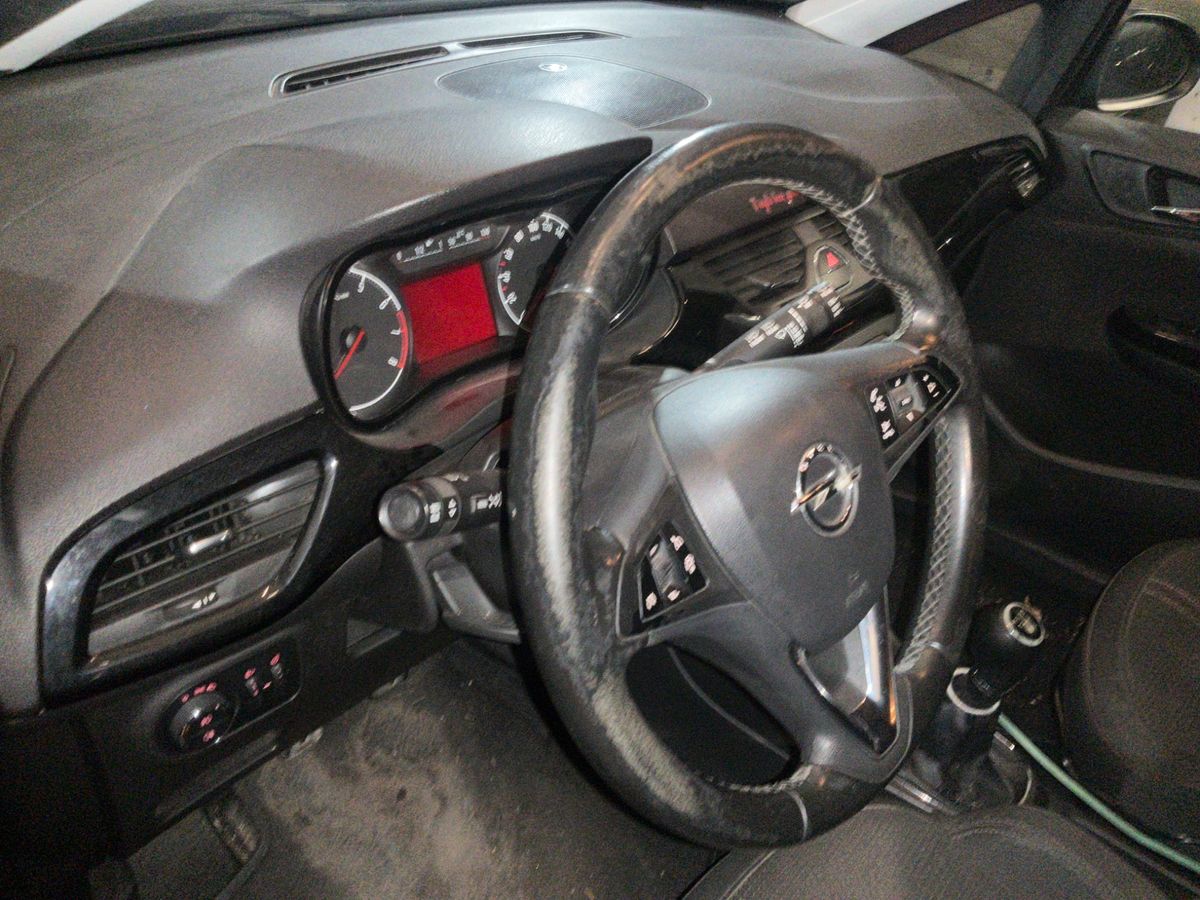 Opel Corsa 2018 — photo 35
