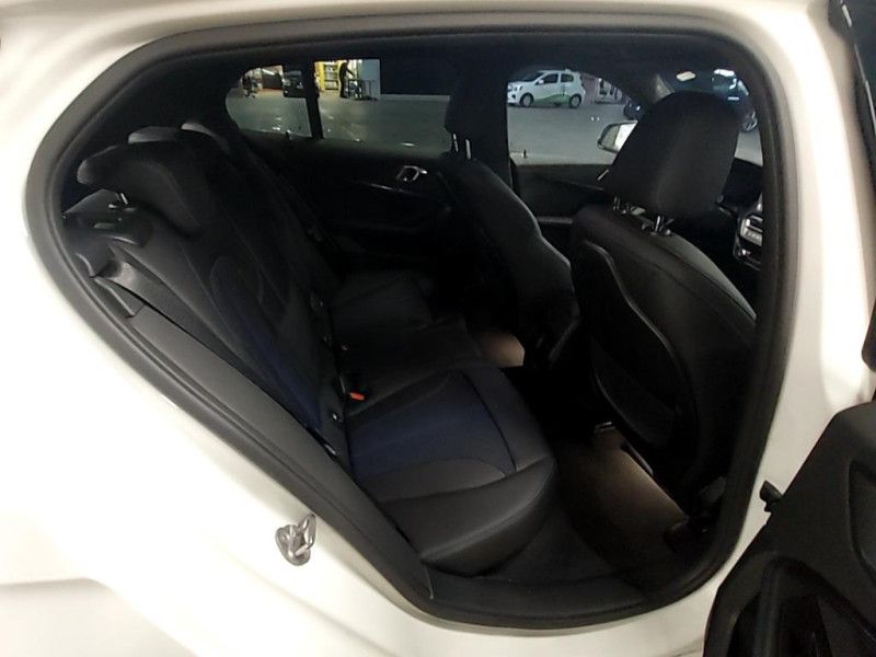 BMW 1er 2021 — photo 14