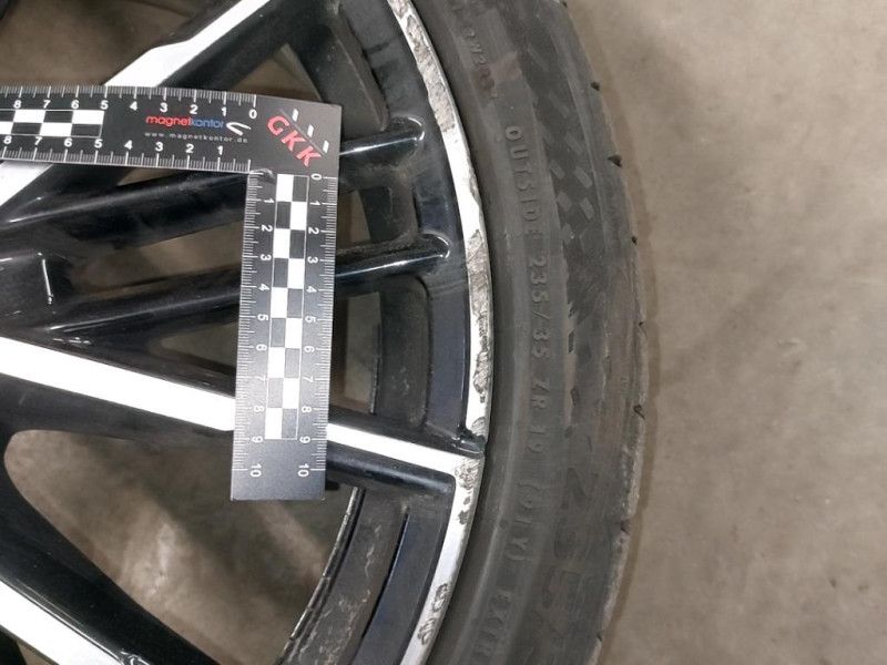 BMW 1er 2021 — photo 19
