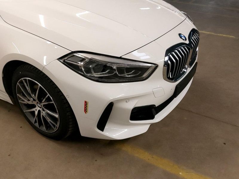 BMW 1er 2021 — photo 24