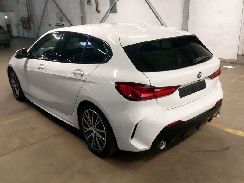 BMW 1er 2021 — photo 10