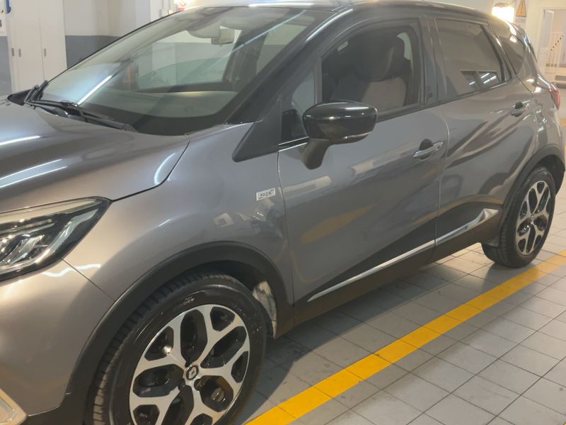 Renault Captur 1.5 dCi Sport Edition — zdjęcie 2