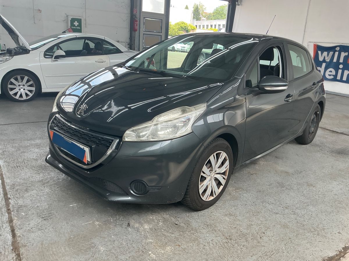Peugeot 208 2014