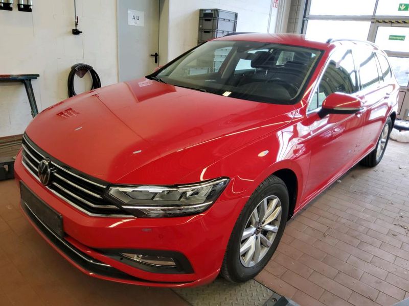 Volkswagen Passat 2.0 TDI Business — zdjęcie 1