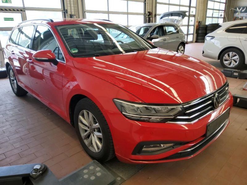 Volkswagen Passat 2.0 TDI Business — zdjęcie 6