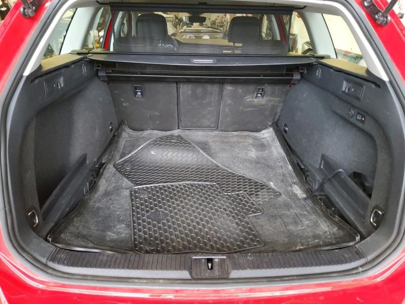 Volkswagen Passat 2.0 TDI Business — zdjęcie 18