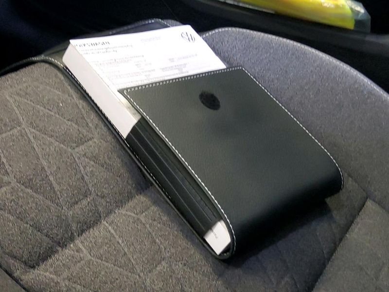 Volkswagen Passat 2.0 TDI Business — zdjęcie 16
