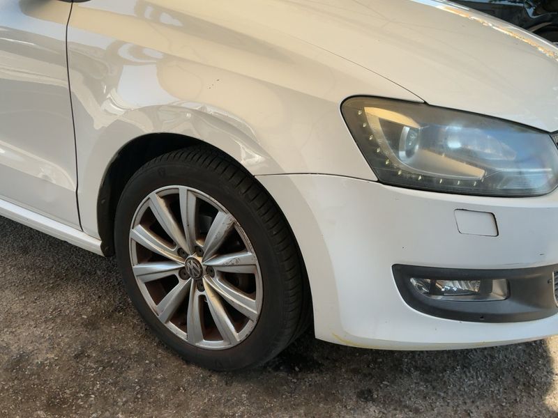 Volkswagen Polo 1.2 TSI Sport 2011 – снимка 12