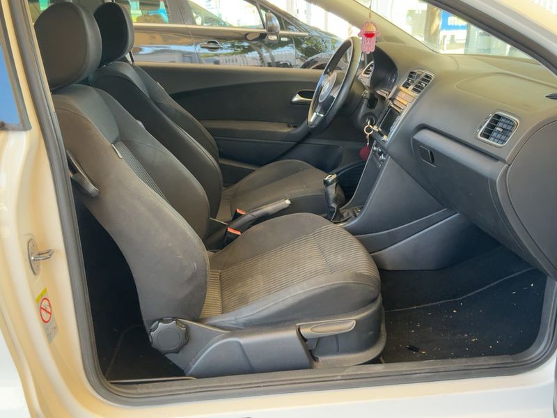Volkswagen Polo 1.2 TSI Sport 2011 – снимка 16