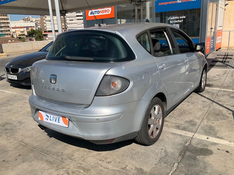 Seat Toledo 2.0 TDI Sport-up — zdjęcie 2