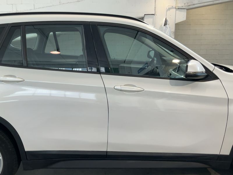 BMW X1 sDrive 18d Advantage 2020 – снимка 10